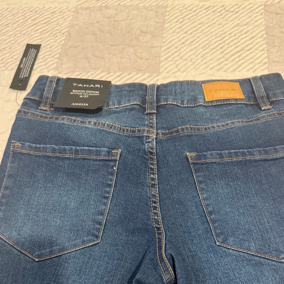 Tahari  button fly jeans Amelia skinny size 4 - Picture 3 of 6
